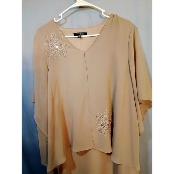 Wardrobe A Tan Party Dress , - Picture 6 of 9